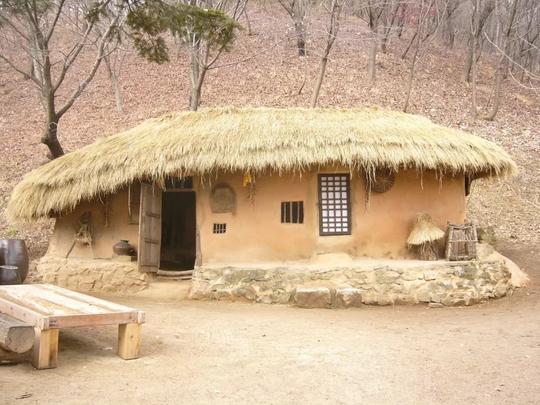 Building a Mud House – Poetry from Korea
